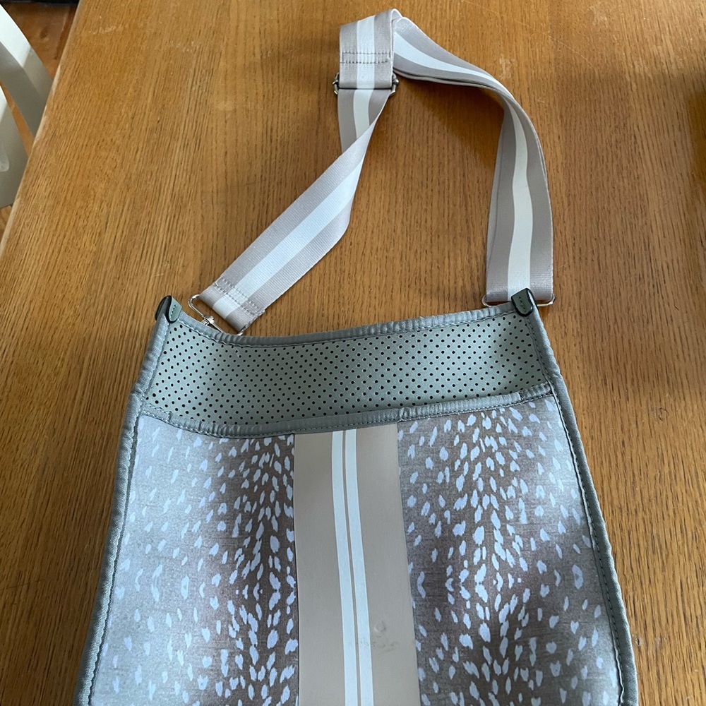 Seafoam pocketbook